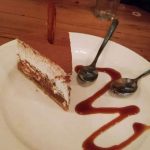 Cheesecake optical illusion