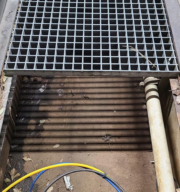 In this grate optical illusion, the shadow doesn't match up with the object