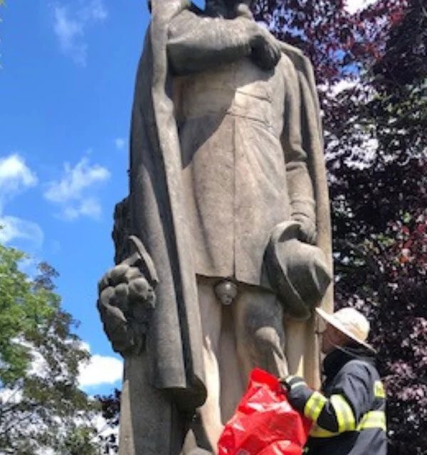 The monument to Karla Havlíček Borovský, a famous Czech journalist, poet and writer, was naturally enhanced by wasps in 2022.